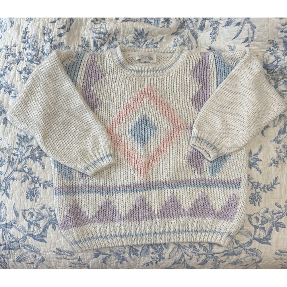 Vintage, 90s Easton Park Chalky Pastel Geometric Print White Sweater, size M